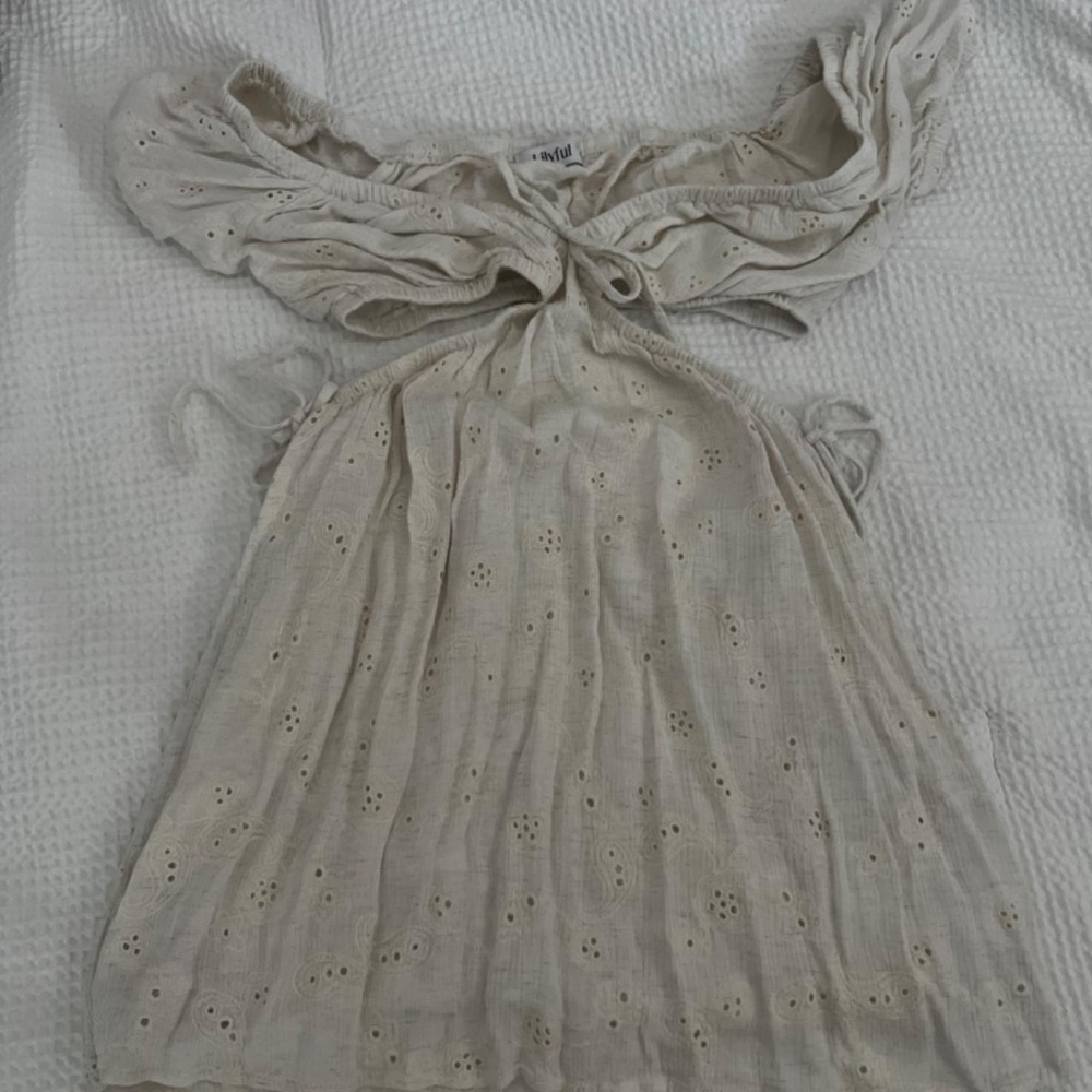 Lilyful Eyelit, Side Slit Dress